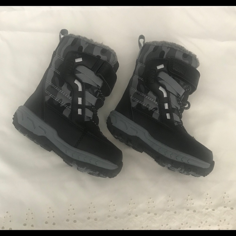 Carter’s Boy’s Snow Boots